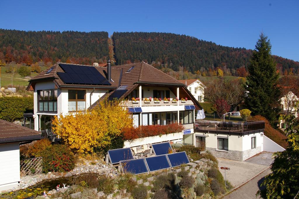 Bnb Villa Moncalme Travers Exteriör bild