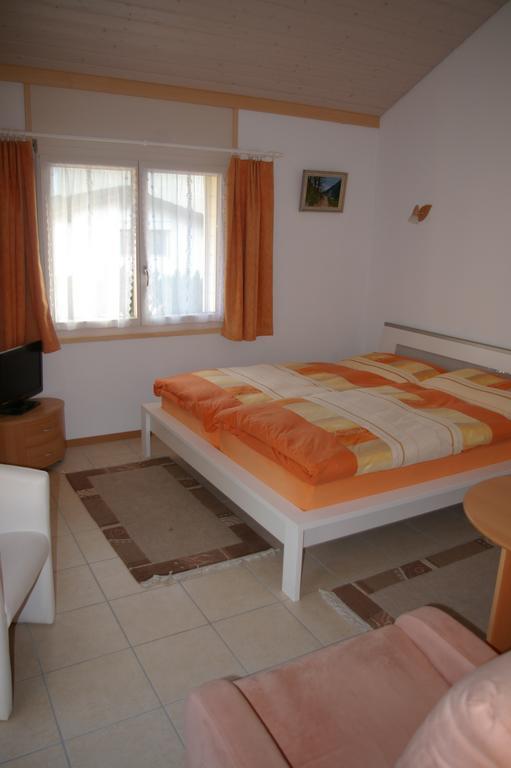 Bnb Villa Moncalme Travers Exteriör bild
